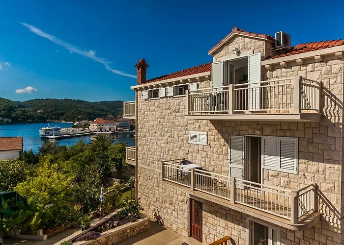 Apartments Sumartin